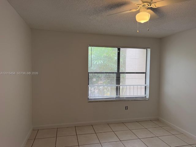 4381 W Mcnab Rd 15, Pompano Beach, FL 33069