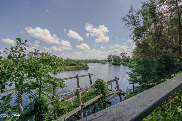 9900 Highway 2301, Youngstown, FL 32466