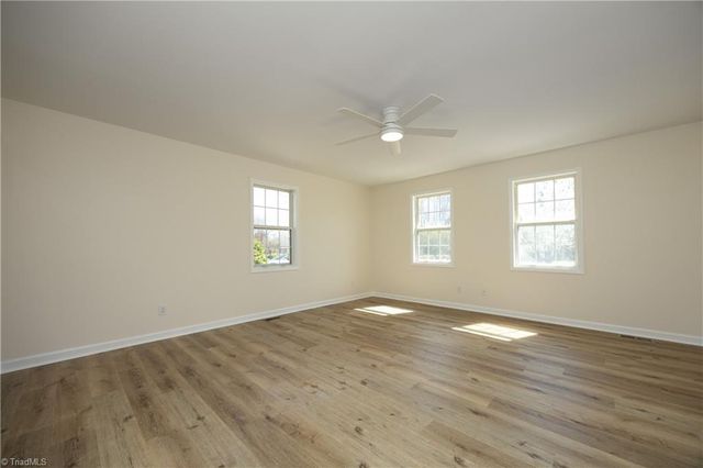 1312 Greenwood Terrace, Burlington, NC 27215