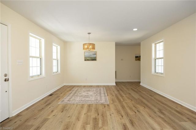 1312 Greenwood Terrace, Burlington, NC 27215