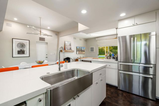 545 N Chiquita Circle, Palm Springs, CA 92262