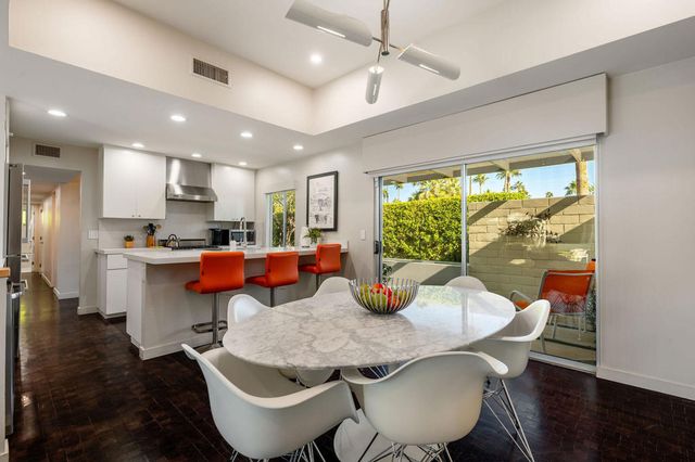 545 N Chiquita Circle, Palm Springs, CA 92262