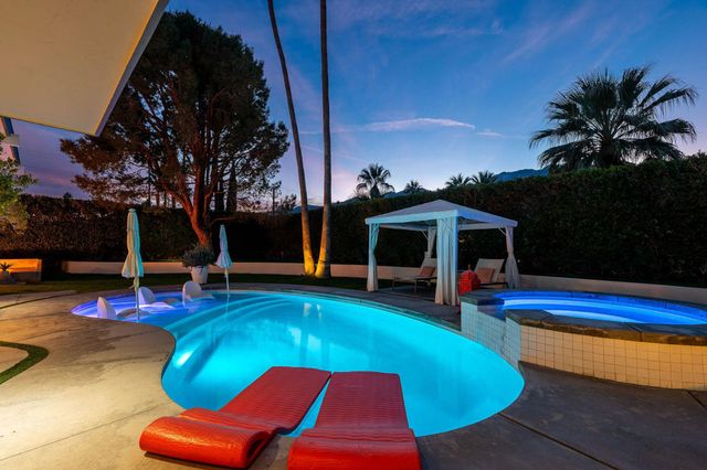 545 N Chiquita Circle, Palm Springs, CA 92262