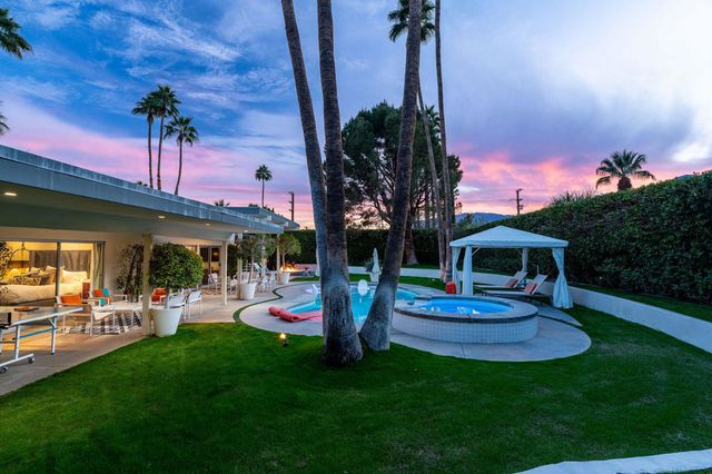 545 N Chiquita Circle, Palm Springs, CA 92262