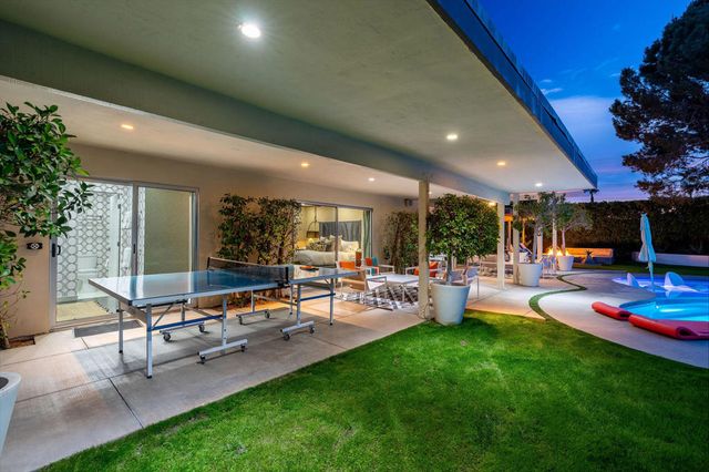 545 N Chiquita Circle, Palm Springs, CA 92262