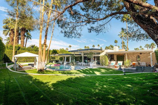 545 N Chiquita Circle, Palm Springs, CA 92262