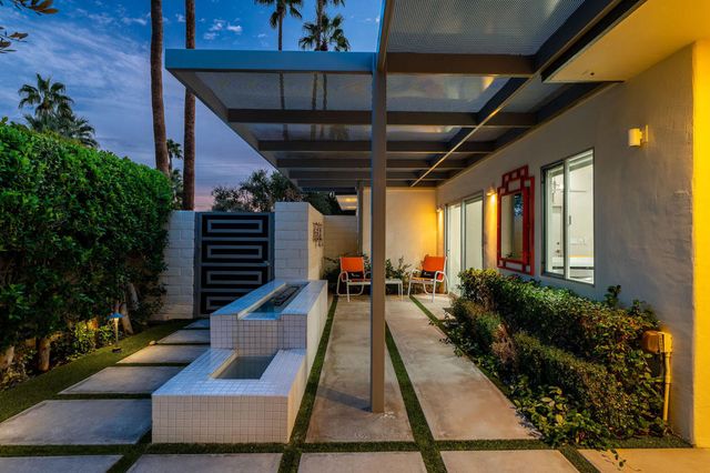 545 N Chiquita Circle, Palm Springs, CA 92262