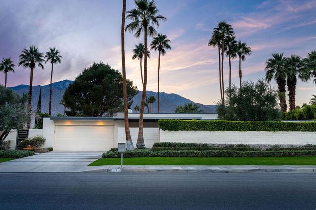 545 N Chiquita Circle, Palm Springs, CA 92262