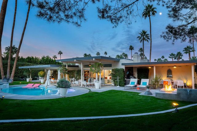 545 N Chiquita Circle, Palm Springs, CA 92262