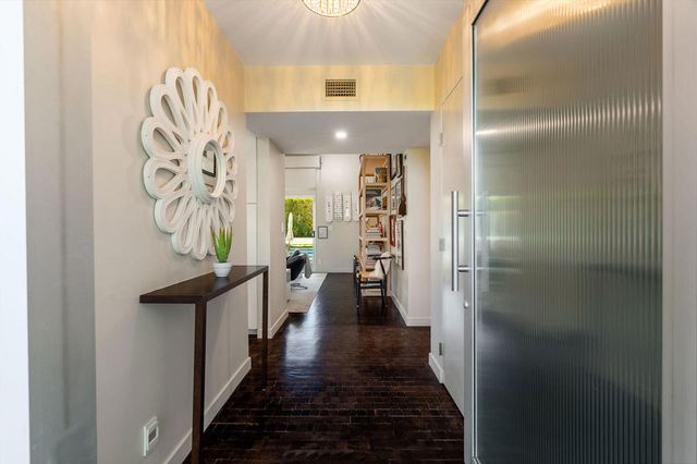 545 N Chiquita Circle, Palm Springs, CA 92262