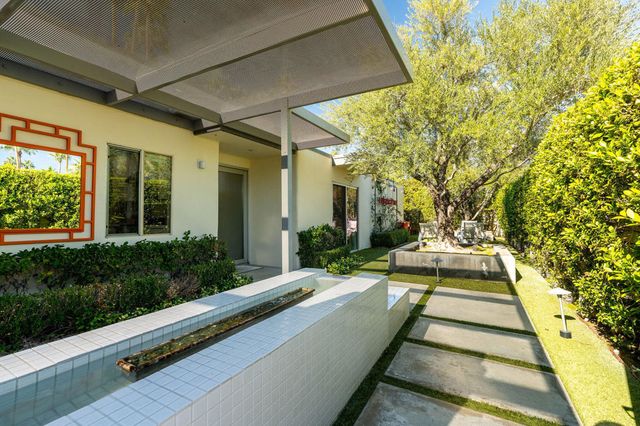 545 N Chiquita Circle, Palm Springs, CA 92262