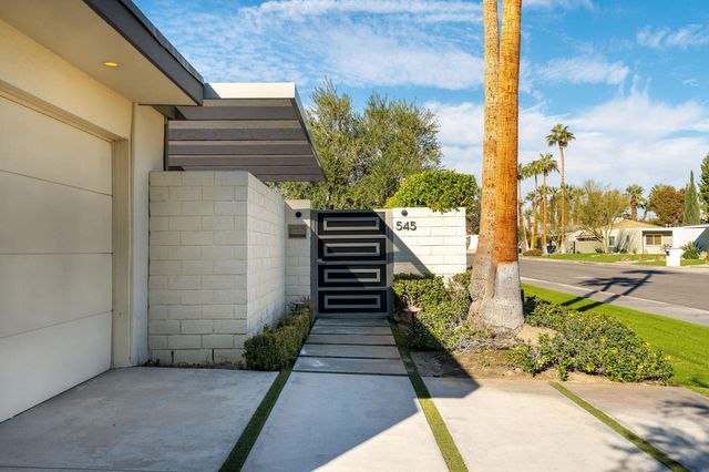 545 N Chiquita Circle, Palm Springs, CA 92262