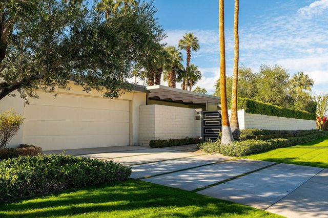 545 N Chiquita Circle, Palm Springs, CA 92262