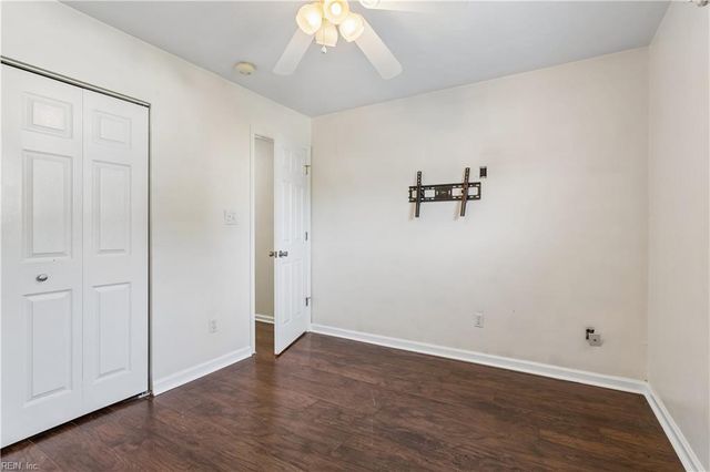 305 Greenfield CRES, Suffolk, VA 23434