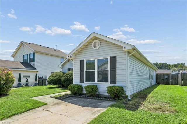 305 Greenfield CRES, Suffolk, VA 23434