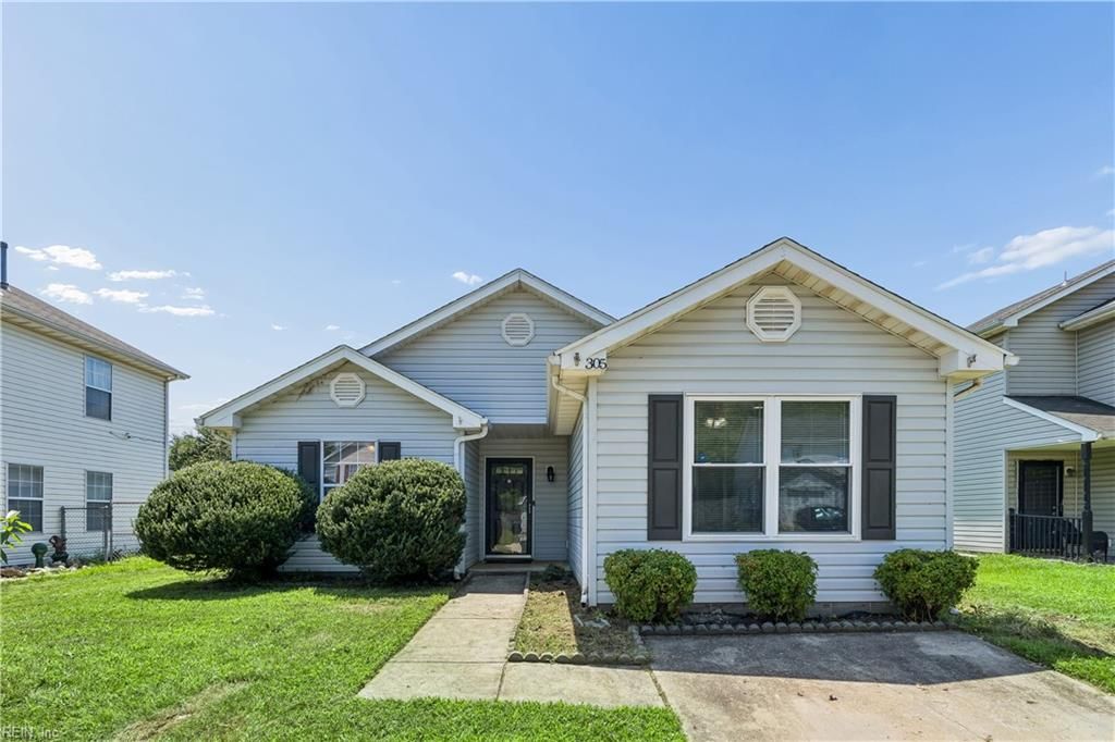 305 Greenfield CRES, Suffolk, VA 23434