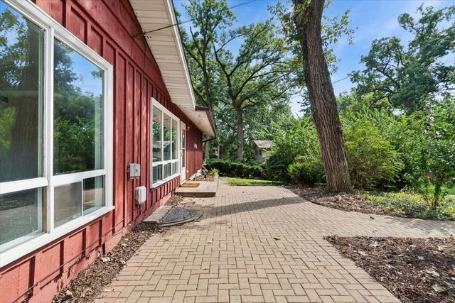 5346 Center Avenue, Lisle, IL 60532