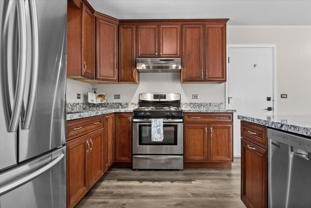 5346 Center Avenue, Lisle, IL 60532
