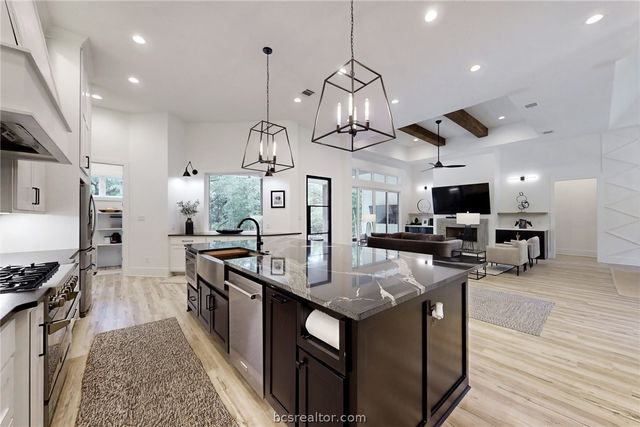 1629 Sawmill Rd, Franklin, TX 77837
