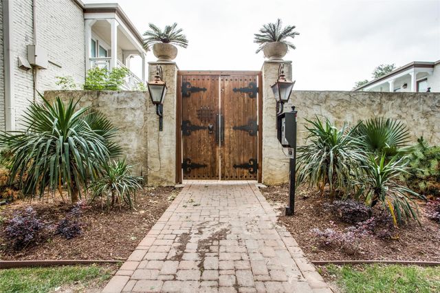 5937 E University Boulevard 227, Dallas, TX 75206