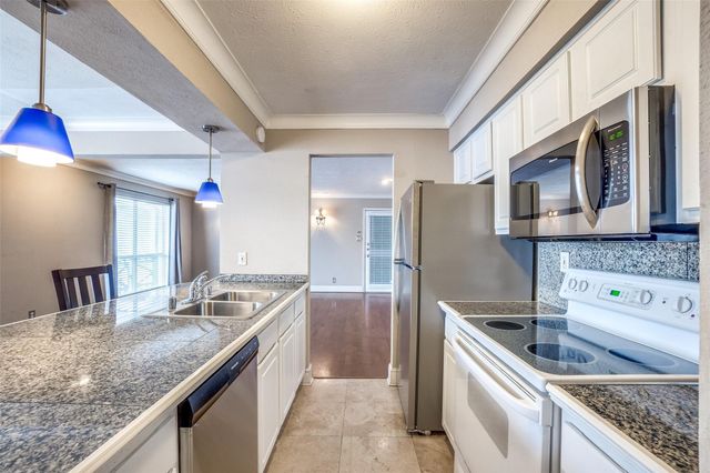 5937 E University Boulevard 227, Dallas, TX 75206