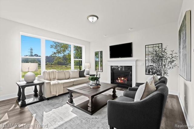 2406 Madison Street, Wixom, MI 48393