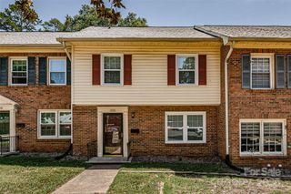 4705 Old Lantern Way, Charlotte, NC 28212