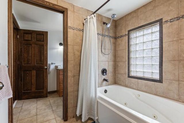 5966 Lynwood Boulevard, Mound, MN 55364