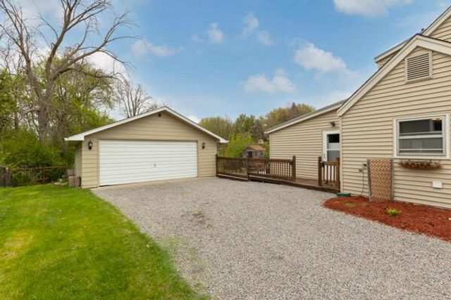 5966 Lynwood Boulevard, Mound, MN 55364