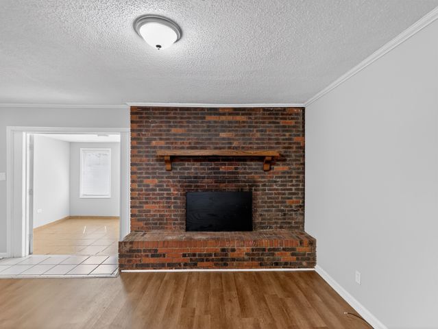 201 Tucker Rd, Spartanburg, SC 29306
