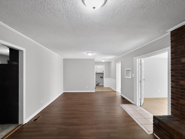 201 Tucker Rd, Spartanburg, SC 29306