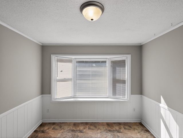 201 Tucker Rd, Spartanburg, SC 29306