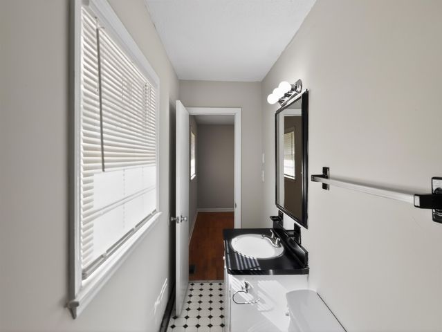 201 Tucker Rd, Spartanburg, SC 29306