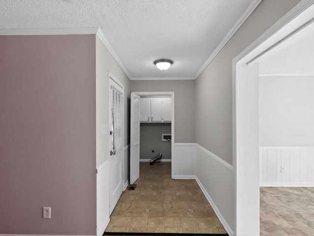 201 Tucker Rd, Spartanburg, SC 29306