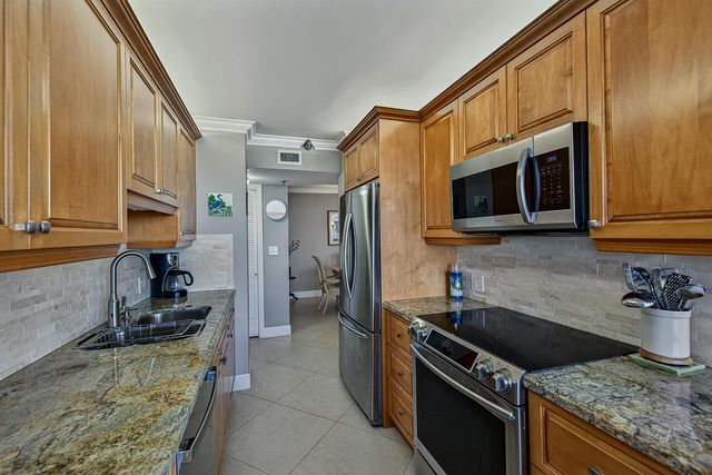 1500 N Ocean Boulevard 803, Pompano Beach, FL 33062