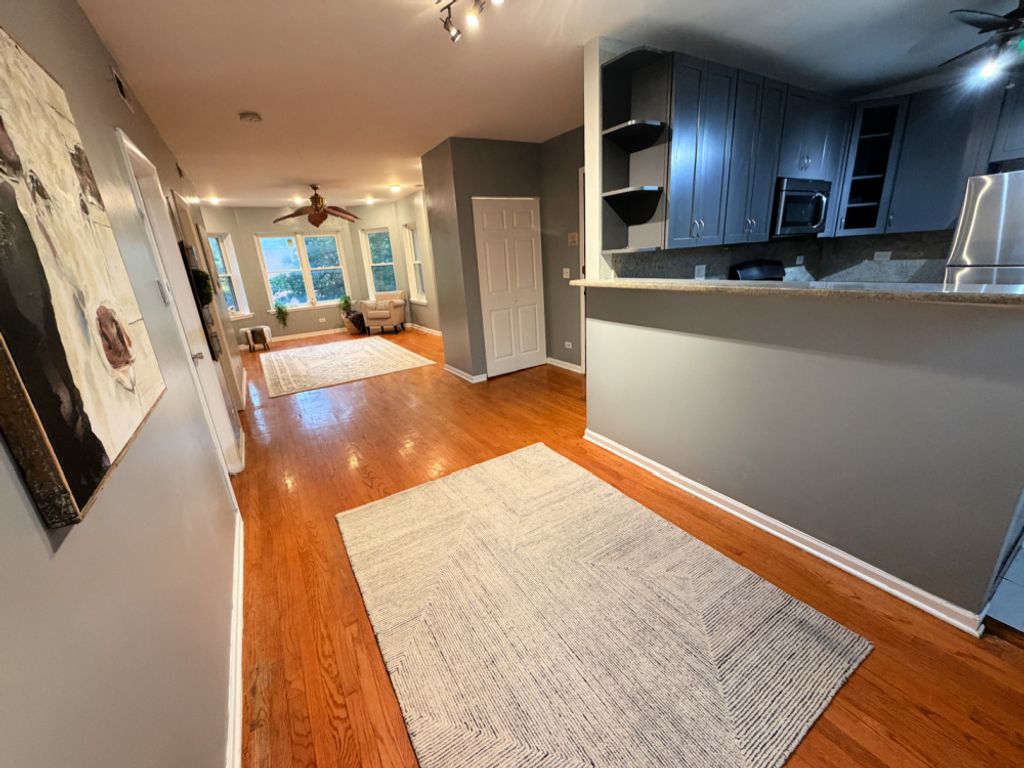 2222 W Rosemont Avenue 2E, Chicago, IL 60659 — photo 5