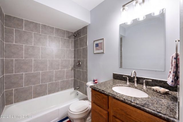 4309 Hunsinger Ln, Louisville, KY 40220