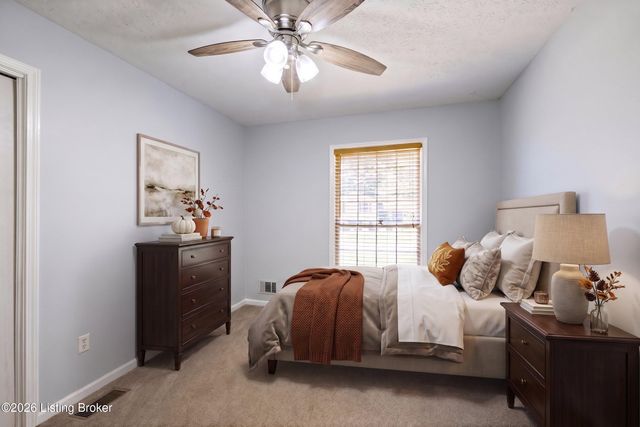 4309 Hunsinger Ln, Louisville, KY 40220