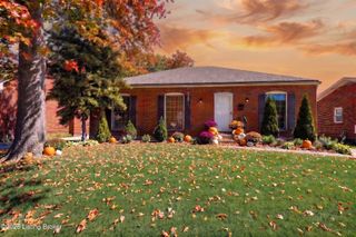 4309 Hunsinger Ln, Louisville, KY 40220