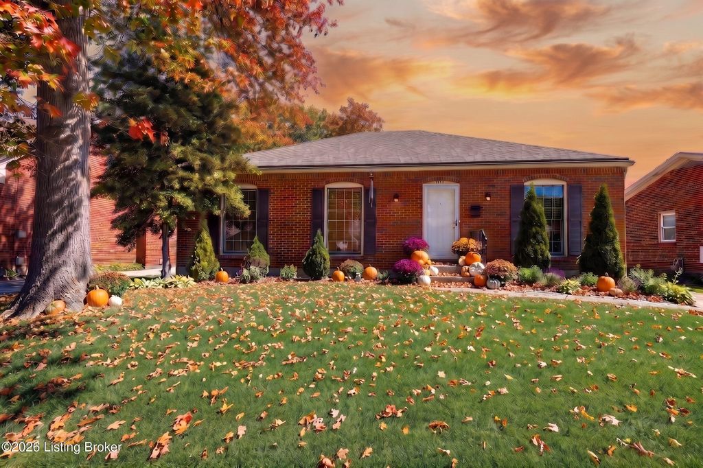 4309 Hunsinger Ln, Louisville, KY 40220