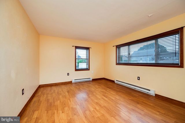 514 CURTIS AVE, Reading, PA 19601
