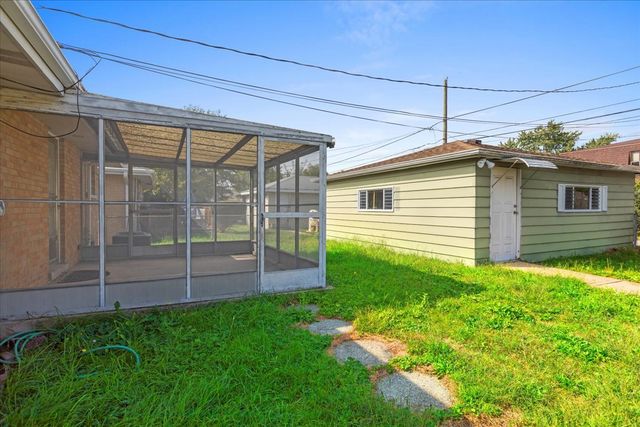 5408 Harvard Terrace, Skokie, IL 60077