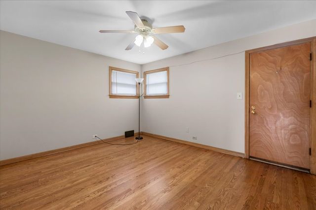 5408 Harvard Terrace, Skokie, IL 60077