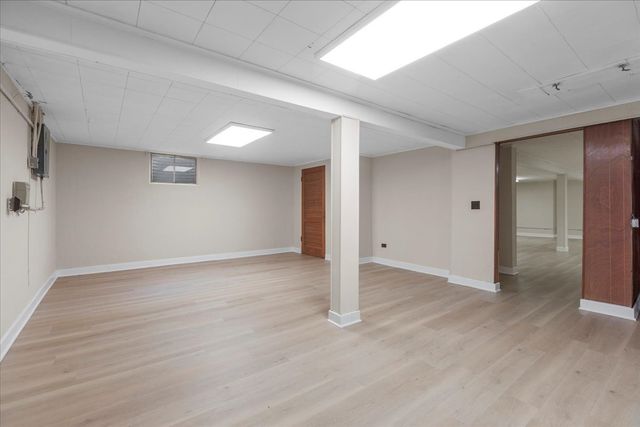 5408 Harvard Terrace, Skokie, IL 60077