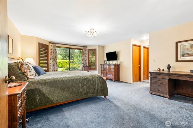 23625 SE 225th Street, Maple Valley, WA 98038