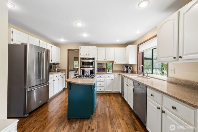 23625 SE 225th Street, Maple Valley, WA 98038