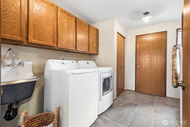 23625 SE 225th Street, Maple Valley, WA 98038