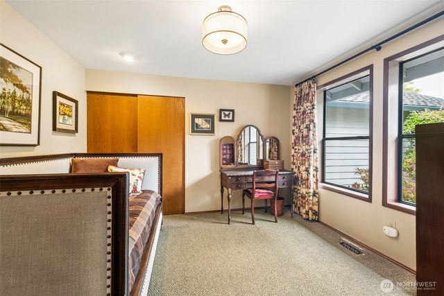 23625 SE 225th Street, Maple Valley, WA 98038