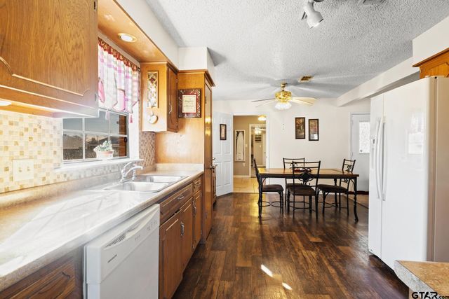 508 Brookwood, Mt Pleasant, TX 75455