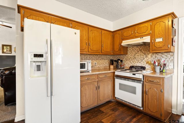 508 Brookwood, Mt Pleasant, TX 75455